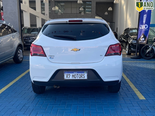 Chevrolet Onix 1.0 MPFI LT 8V FLEX 4P MANUAL
