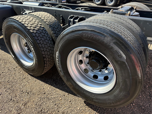 Vw 30.330 8x2 2019 Teto Alto Automático Bitruck No Chassi