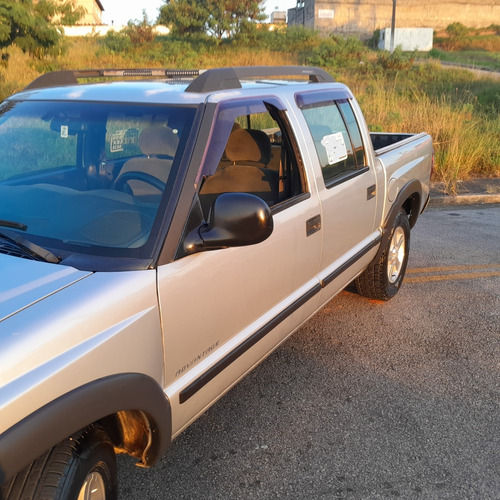 Chevrolet S10 2.4 Advantage Cab. Dupla 4x2 Flexpower 4p