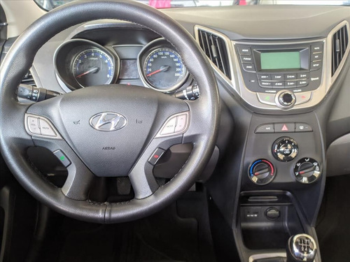 Imagem 7 de 11 de Hb20s 1.6 Comfort Plus 16v Flex 4p Manual