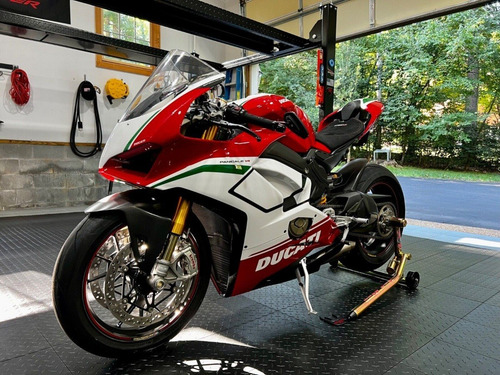 Imagen 4 de 4 de 2018 Ducati Panigale V4 Speciale