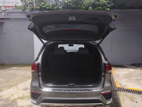 Kia Sorento 3.3 V6 SXL Piel 7 Pasajeros AWD At