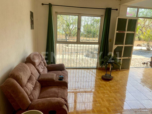 Casa En Renta En Carretera A Montitlán Km 12, Quesería, Cuauhtémoc, Colima