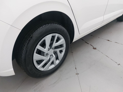 Volkswagen Polo 1.0 MPI MANUAL