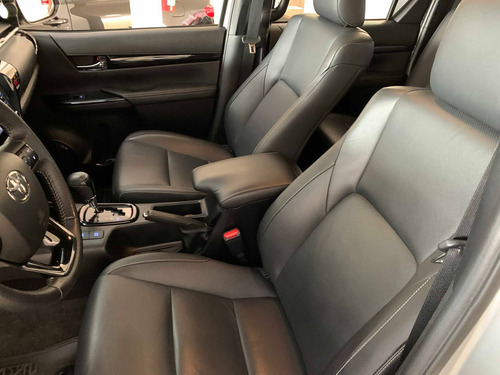 Imagem 9 de 10 de Toyota Hilux 2.8 Srx 4x4 Cd 16v Diesel 4p Automático