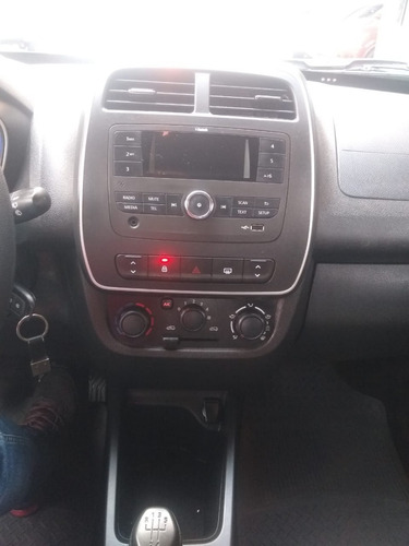 Imagem 11 de 15 de Renault Kwid 1.0 2019 Zen