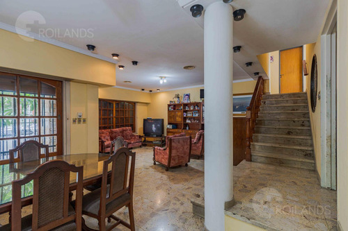 Venta Casa 8 Amb Balcón Patio Terraza Cochera En Villa Devoto