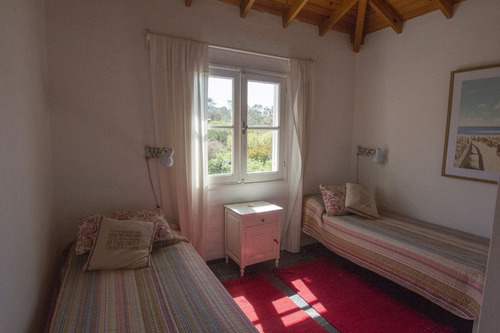 Casa En Venta De 3 Dormitorios En Montoya (ref: Est-387)