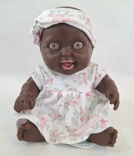 Bebe muñeco negro sale