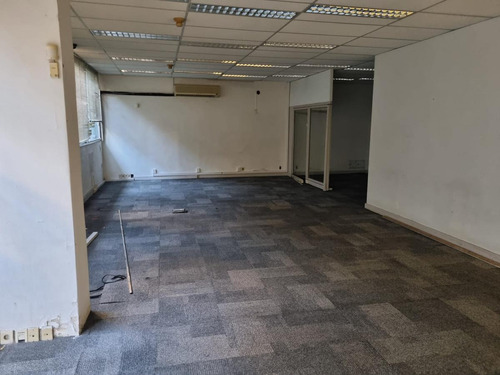 Imagen 2 de 16 de Oficina - Misiones Y Cerrito, 357 M2 , Planta Entrepiso Sótano Llanos !!