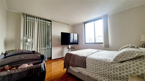 Imagen 10 de 17 de Departamento En Venta De 3 Dorm. En Providencia