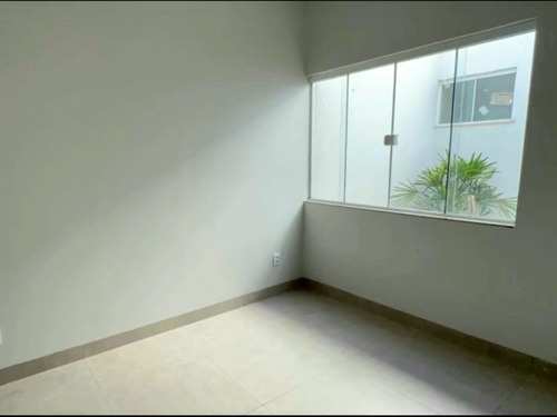 Casa Com Piscina 2 Quartos E Uma Suíte