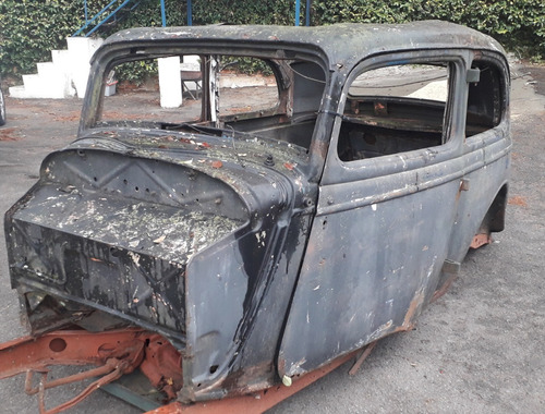 Carcaça Ford Victoria 1934 Com Chassi - Somente Venda