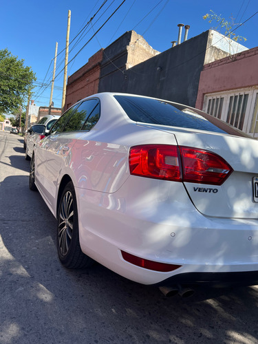 Volkswagen Vento 2.5 Luxury 170cv