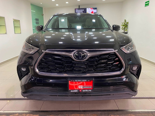 Toyota Highlander 3.5 Limited Panoramic Roof At