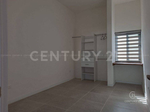 Casa En Renta En Fraccionamiento Vía Residencial Chihuahua, Chih.