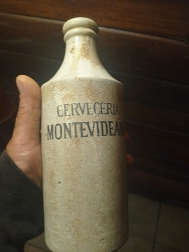 Botella Antigua De Cerveza Montevideana