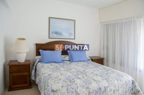 Vende Y Alquila Apartamento De 2 Dormitorios En Peninsula, Punta Del Este