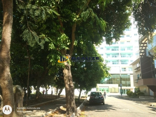 Imagem 7 de 15 de A = Imperdível Aptº 03 Qtos 02 Vgs Soltas Banheira Hidro A 50 Metros 1´praç - 828