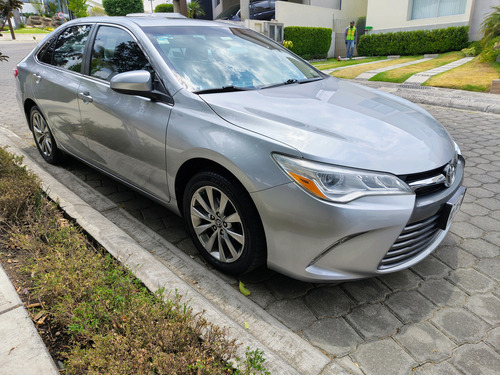 Toyota Camry 3.5 Xle V6 At