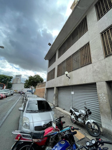 Imagen 1 de 17 de Venta Edificio En Quinta Crespo