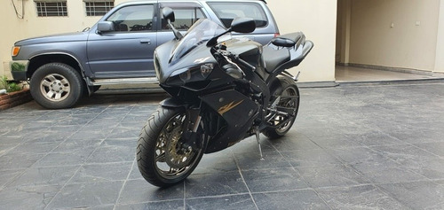 Imagen 4 de 13 de Yamaha R1