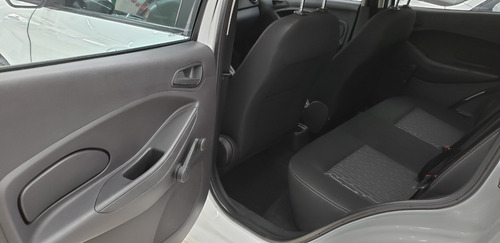 Imagem 10 de 13 de Ford Ka 1.5 Se Branco 2017 Flex