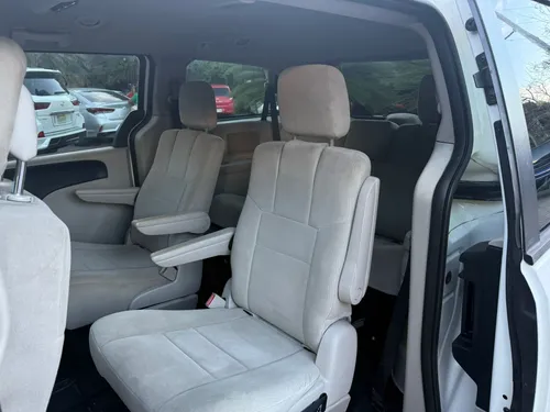 Dodge Caravan 2012