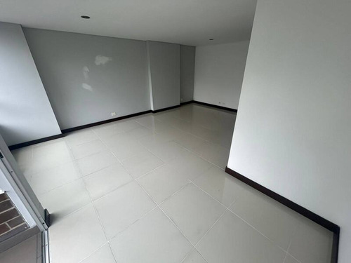 Apartamento En Arriendo Ubicado En Envigadosector El Escobero (30243).