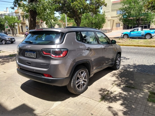 Imagen 4 de 5 de Jeep Compass Sport Mt 2020