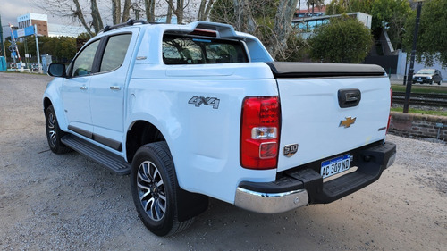 Imagen 3 de 16 de Chevrolet S10 4x4 At High Country Automatica Doble Cab 2018