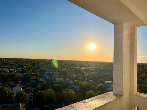 Dpto En Venta 3 Amb En Av. Centenario - Beccar (piso 13)