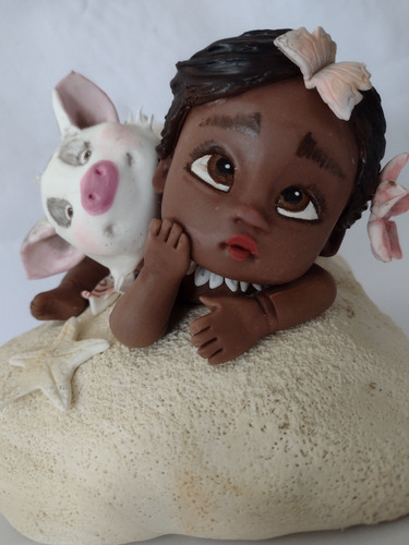 Imagen 9 de 10 de Masha Adorno De Torta En Porcelana Fría,,,