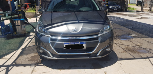 Peugeot 208 1.6 Feline