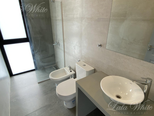 Casa En Venta En Lares De Canning