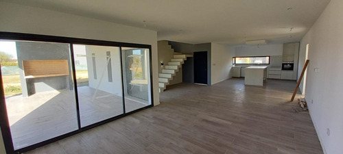 Imagen 8 de 15 de Casa En Venta El Canton