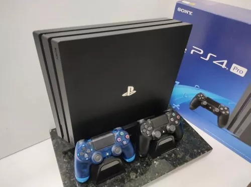 Sony Playstation 4 Pro 4K 1TB Bivolt + 2 Controles Dualshock 4 + Jogo  Brinde / Frete Grátis via Sedex Expresso 48h para todo o Brasil.