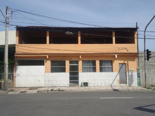 Imagem 2 de 30 de Manoel Plaza, Casa Linear Divida Em Duas De 2 Quartos, Ampla, Com Sala, Cozinha, Wc Social, Quintal E 6 Kitnets Para Aluguel Na Parte Dos Fundos, 1 Vaga, 200 M2 De Area Construida - Ca00028 - 3303479