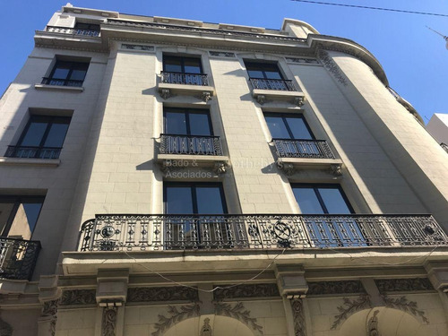 Oficina De 150 M2 En Ciudad Vieja