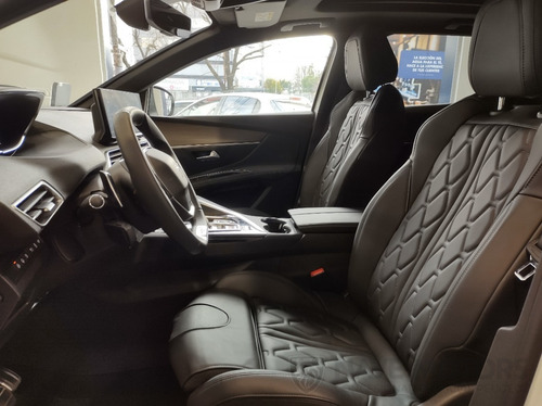 Imagen 12 de 23 de Peugeot 3008 Hybrid4