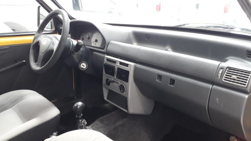 Imagem 9 de 11 de Fiat Fiorino 1.3 Flex 2011 Amarela Refrigerada Novo