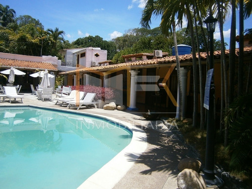 Imagen 4 de 10 de Mk Inmobiliaria Vende Espectacular Posada / Hostal Ubicada En Choroni, Aragua.
