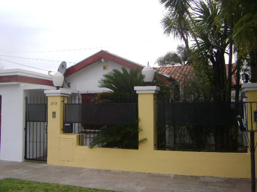 Casa En Castelar