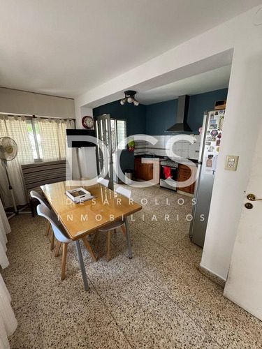 Casa Chalet En Venta En Adrogué, Almirante Brown, G.b.a. Zona Sur