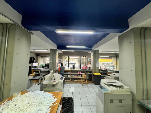 Rento Local Comercial 100mt Con Magnifica Ubicación Muy Céntrico