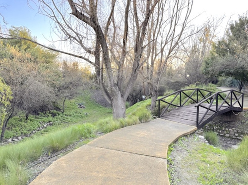 Los Bosques, Piedra Roja, Chicureo Oriente