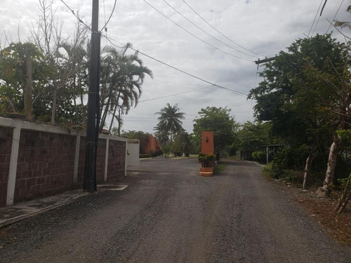 Imagen 1 de 12 de Terreno En Venta Dos Bocas - El Tejar