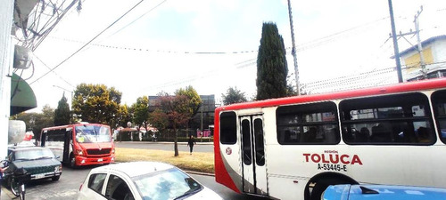 Local En Renta Sobre Av. Cloutier Metepec