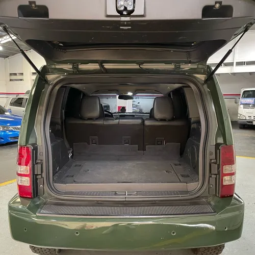 Jeep Cherokee Sport Kk 2009