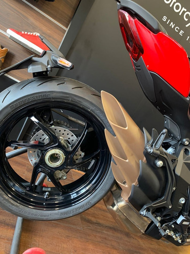 Imagen 19 de 25 de Mv Agusta Brutale Rosso 800 2021